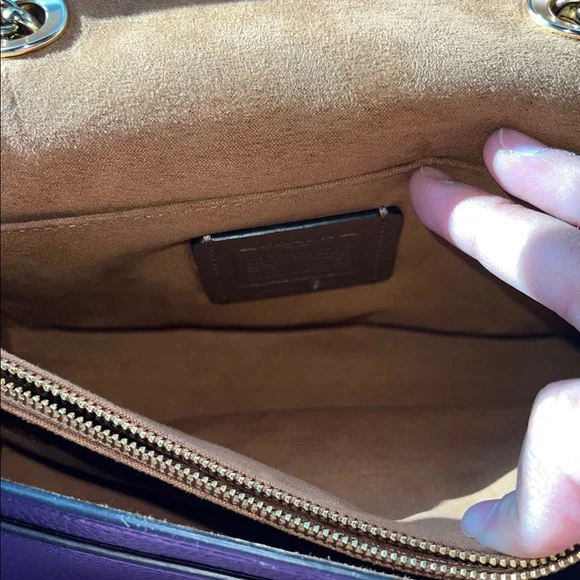 Lane Shoulder Bag - Picture 10 of 10